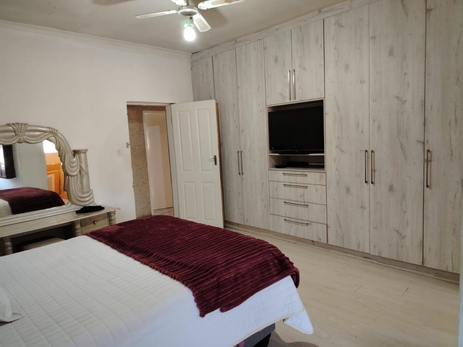 4 Bedroom Property for Sale in Geduld Gauteng