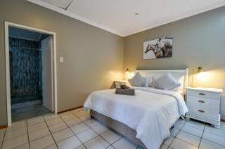 5 Bedroom Property for Sale in Wierdapark Gauteng