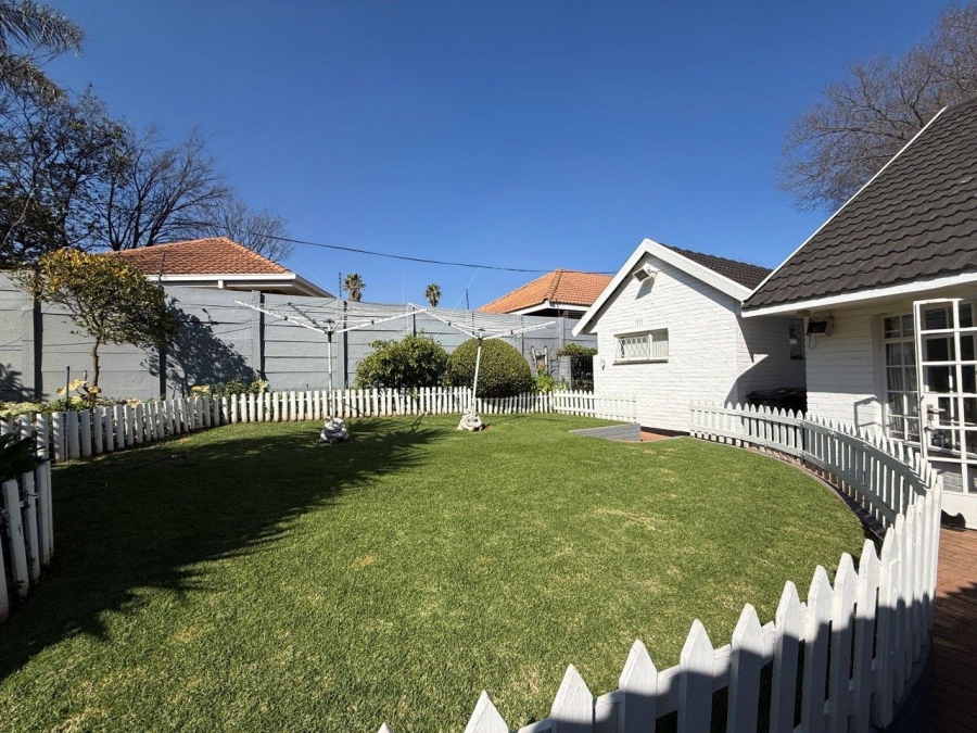 6 Bedroom Property for Sale in Florida Park Gauteng