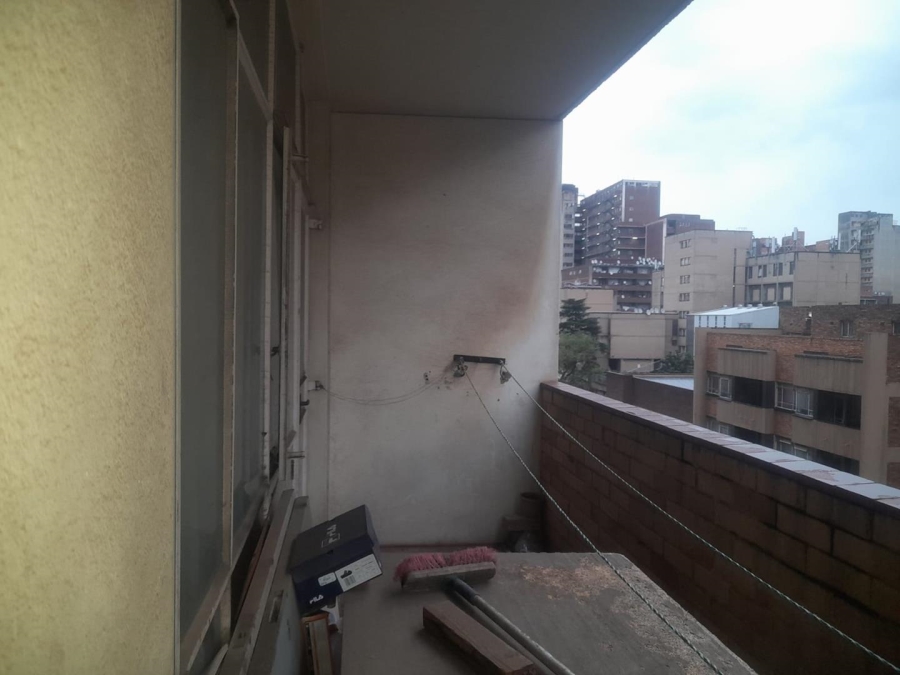 1 Bedroom Property for Sale in Hillbrow Gauteng
