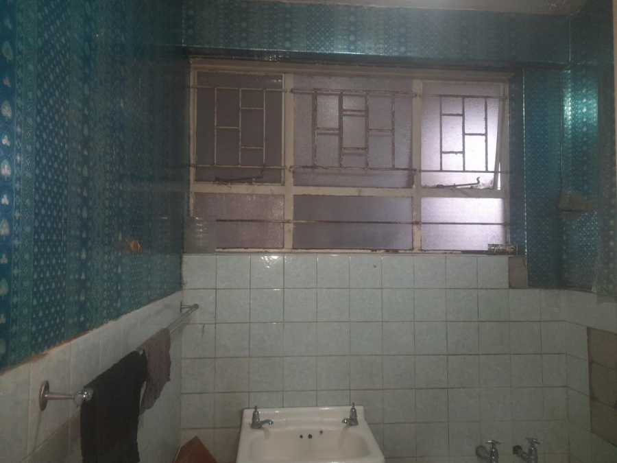1 Bedroom Property for Sale in Hillbrow Gauteng