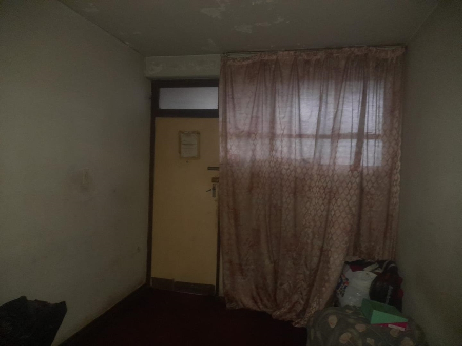 1 Bedroom Property for Sale in Hillbrow Gauteng