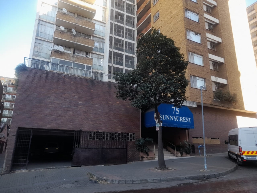 1 Bedroom Property for Sale in Hillbrow Gauteng