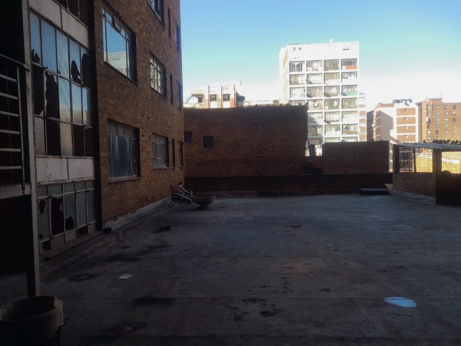 1 Bedroom Property for Sale in Hillbrow Gauteng