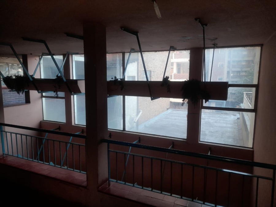 1 Bedroom Property for Sale in Hillbrow Gauteng