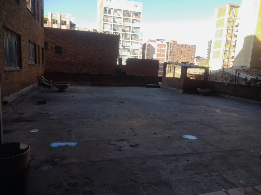 1 Bedroom Property for Sale in Hillbrow Gauteng