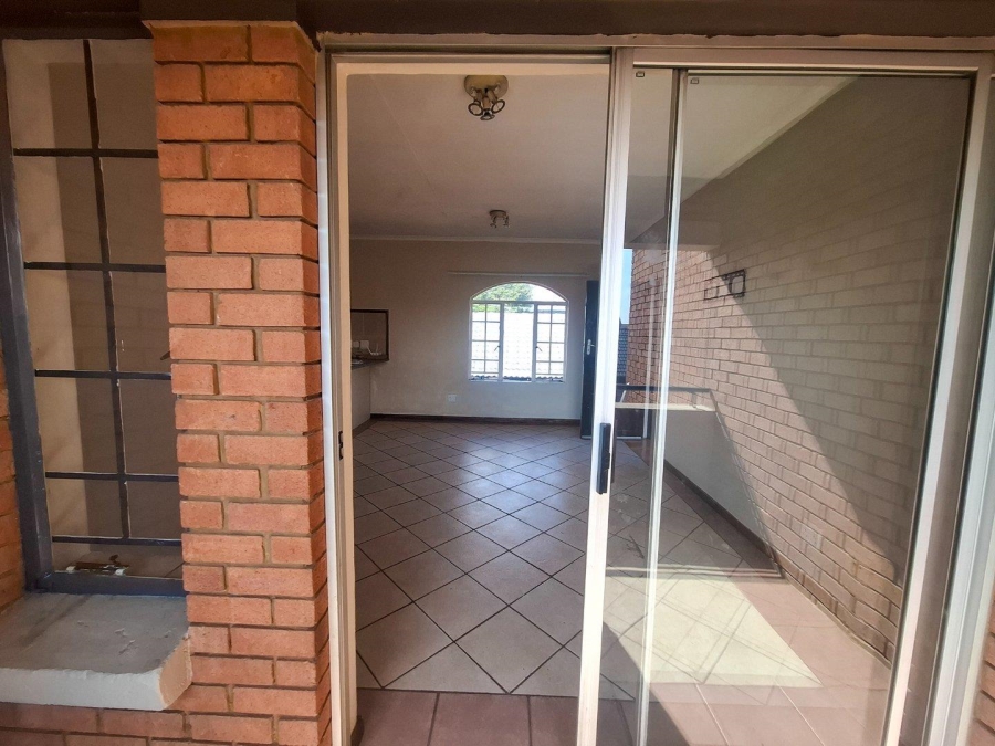 2 Bedroom Property for Sale in Mooikloof Ridge Gauteng