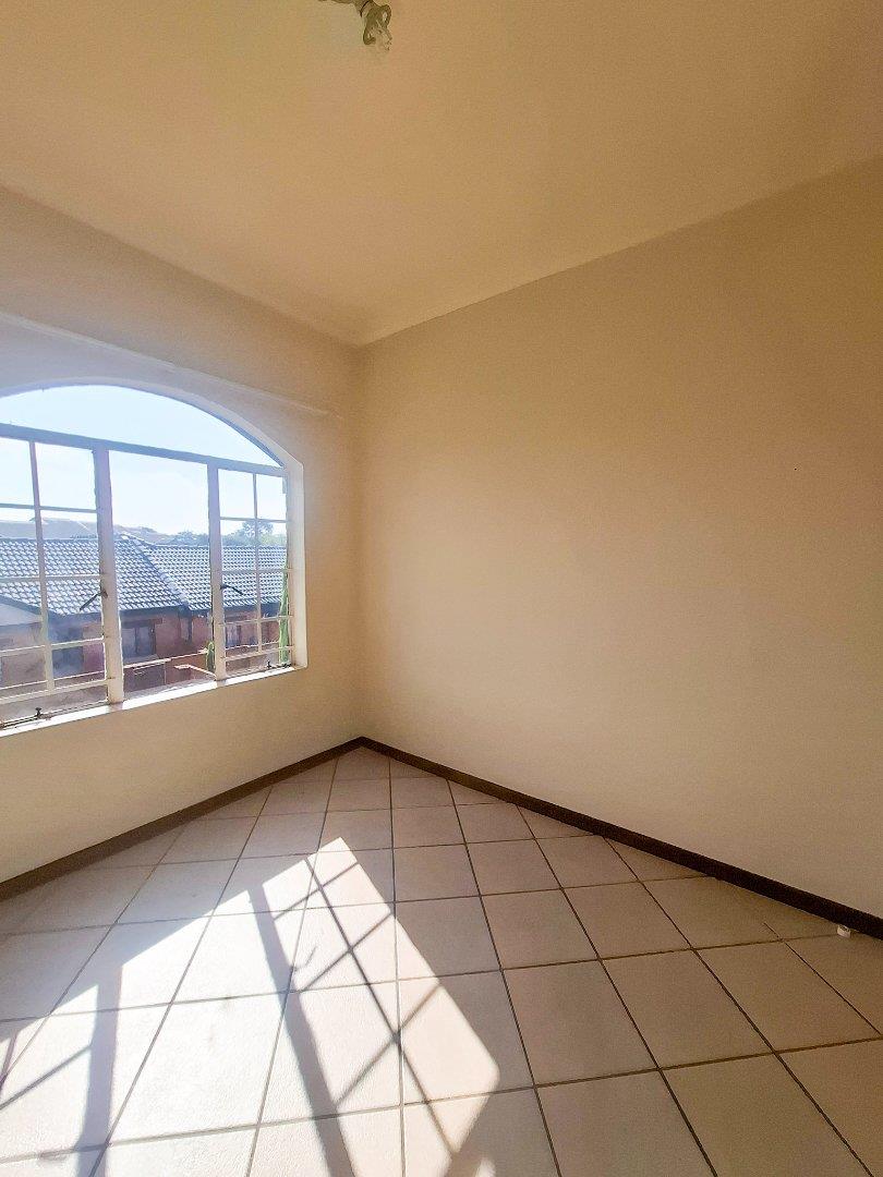 2 Bedroom Property for Sale in Mooikloof Ridge Gauteng
