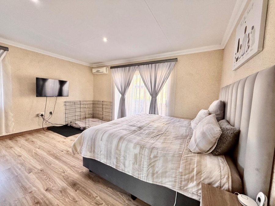 3 Bedroom Property for Sale in New Redruth Gauteng