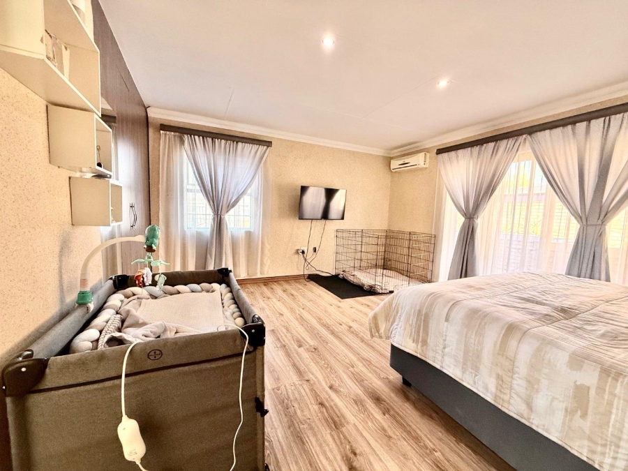 3 Bedroom Property for Sale in New Redruth Gauteng