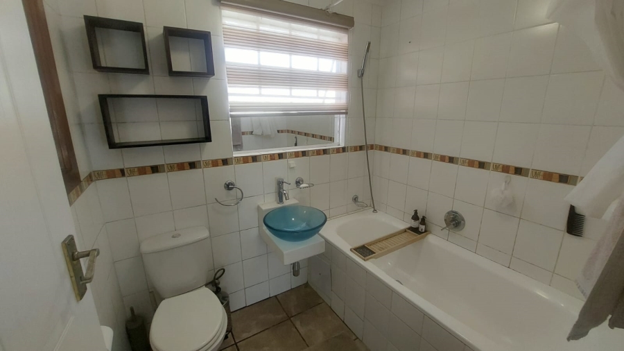 2 Bedroom Property for Sale in Verwoerdpark Gauteng