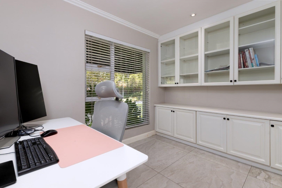 4 Bedroom Property for Sale in Dainfern Golf Estate Gauteng