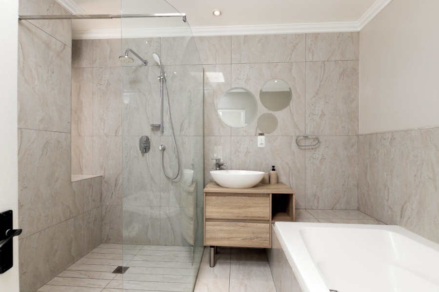 4 Bedroom Property for Sale in Dainfern Golf Estate Gauteng