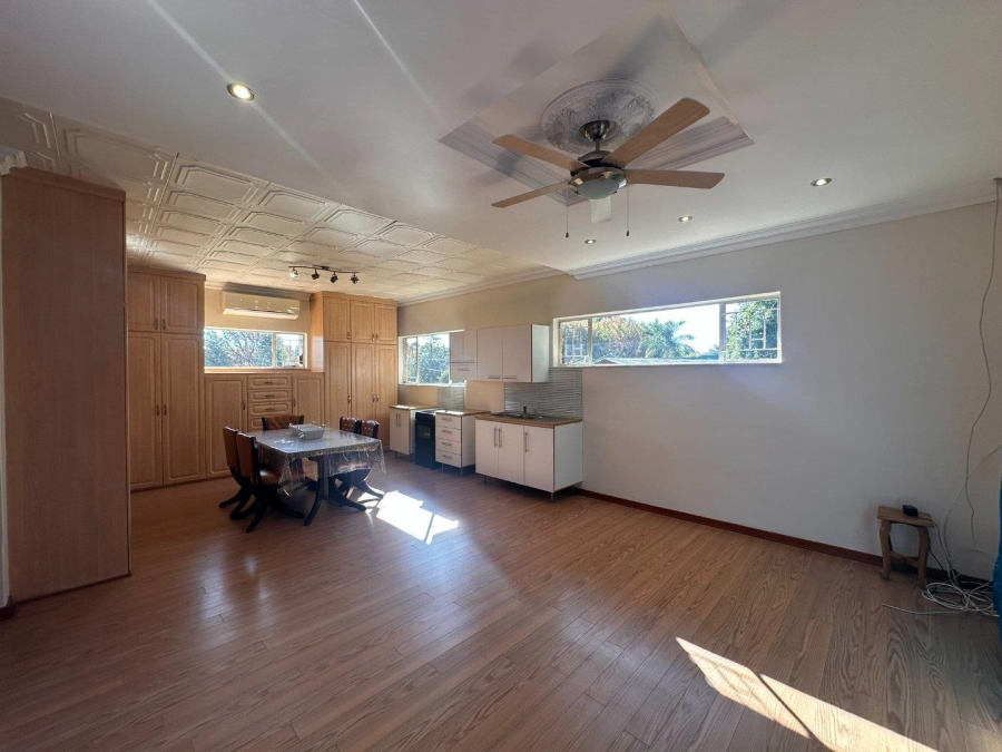 To Let 1 Bedroom Property for Rent in Florida Park Gauteng