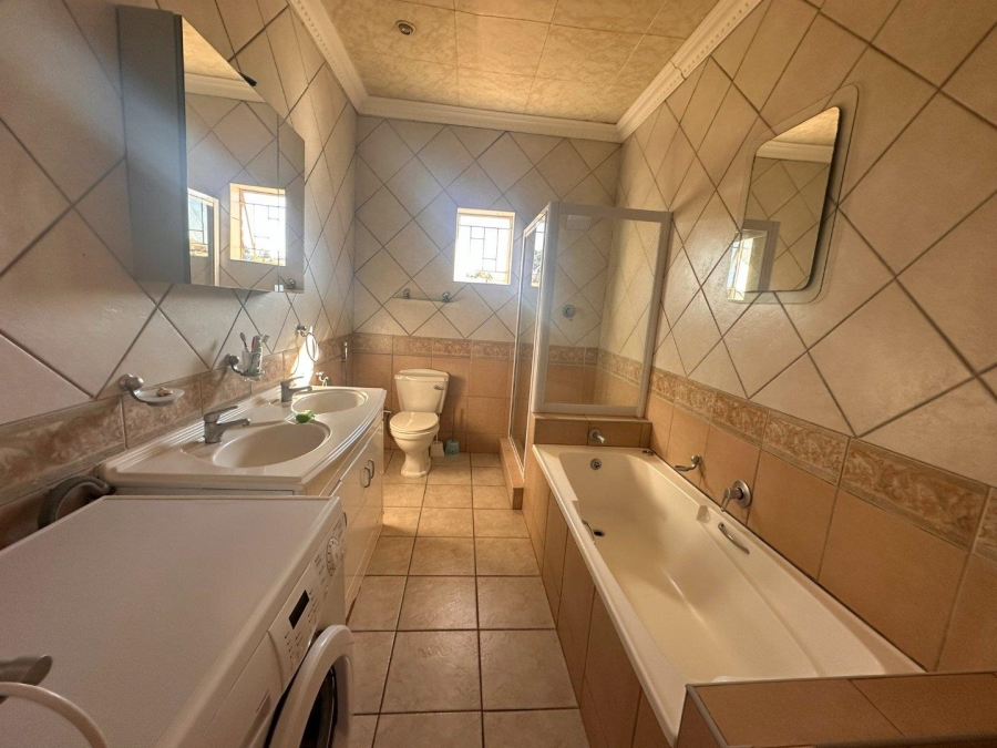 To Let 1 Bedroom Property for Rent in Florida Park Gauteng