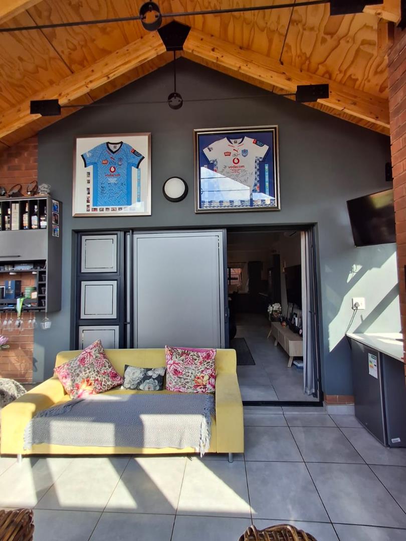 3 Bedroom Property for Sale in Olympus Gauteng