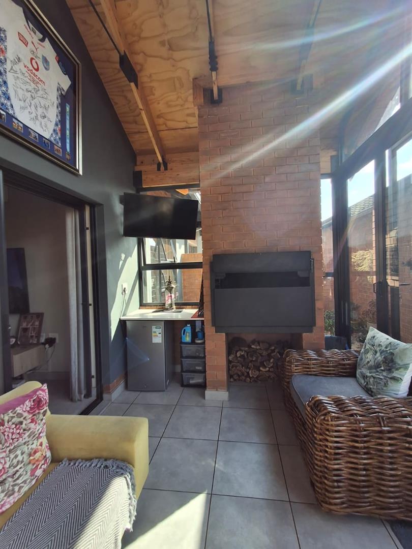 3 Bedroom Property for Sale in Olympus Gauteng