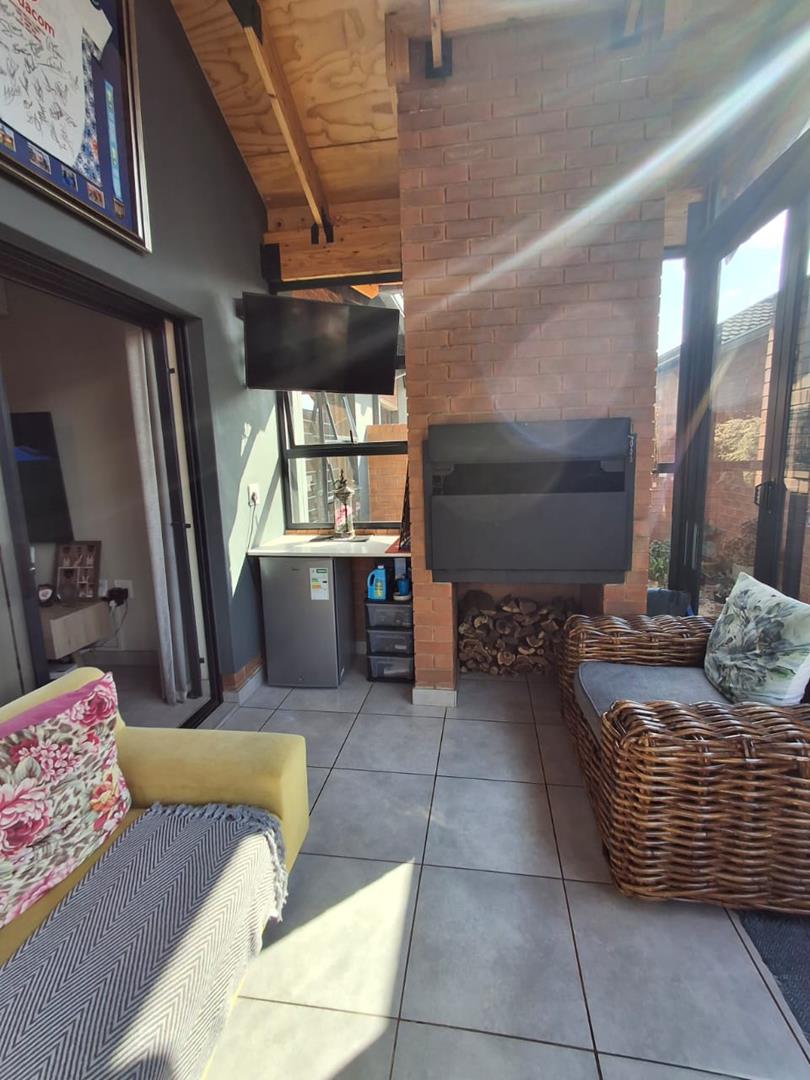 3 Bedroom Property for Sale in Olympus Gauteng