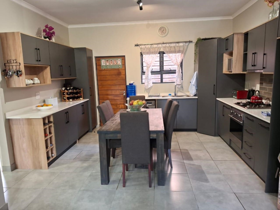 3 Bedroom Property for Sale in Olympus Gauteng