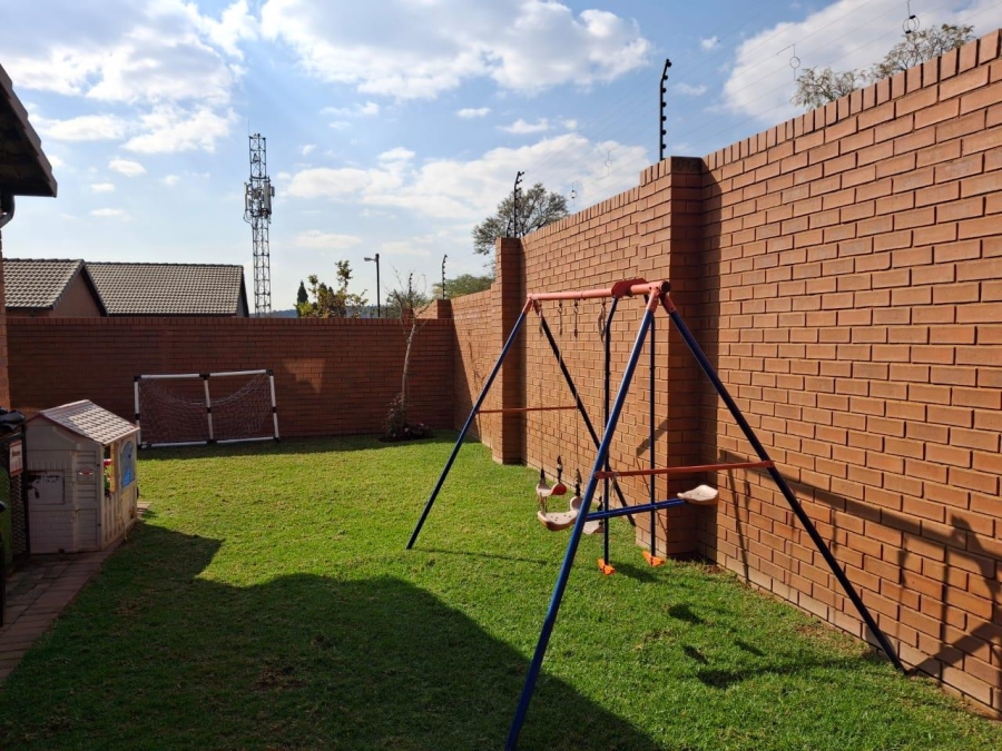 3 Bedroom Property for Sale in Olympus Gauteng