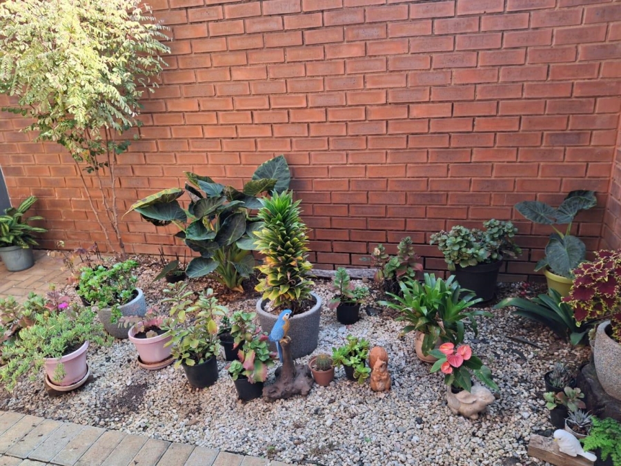 3 Bedroom Property for Sale in Olympus Gauteng