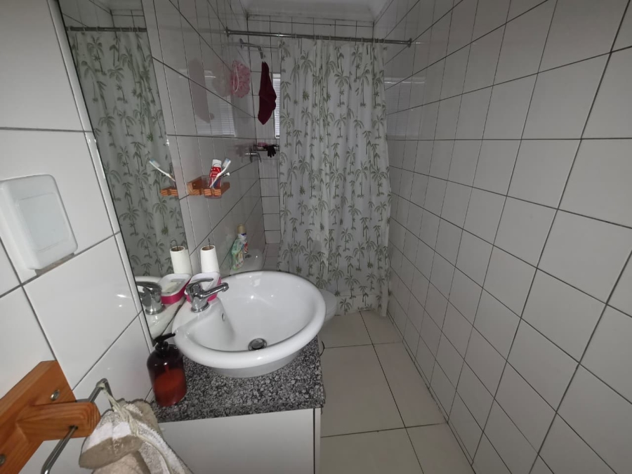 To Let 1 Bedroom Property for Rent in Rietondale Gauteng