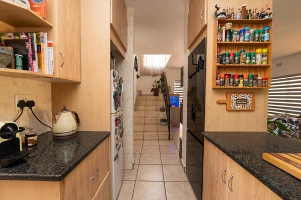 3 Bedroom Property for Sale in Bassonia Gauteng