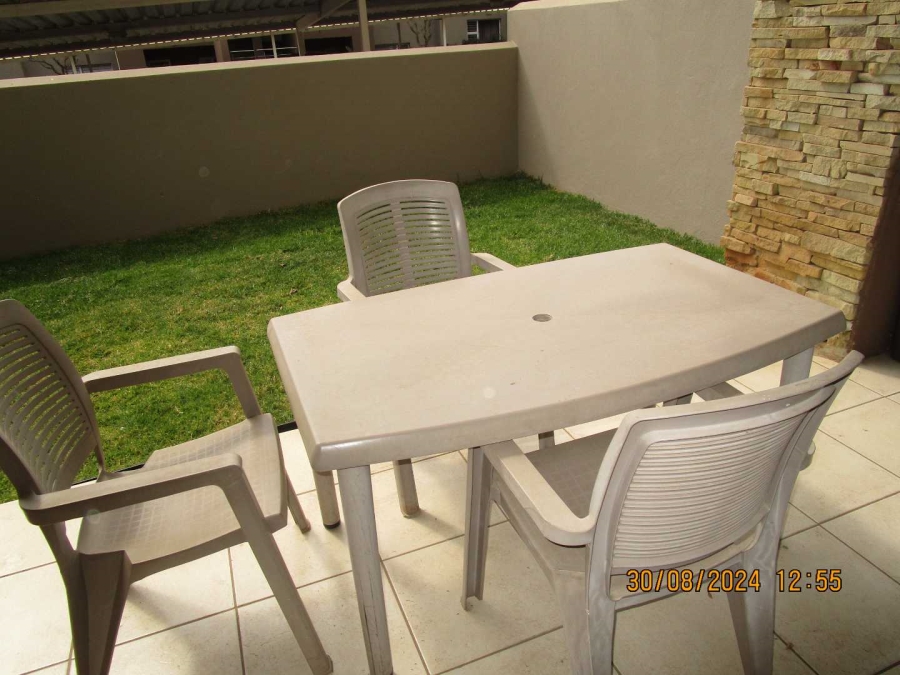 To Let 2 Bedroom Property for Rent in Edenburg Gauteng