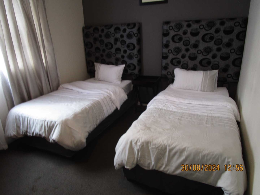 To Let 2 Bedroom Property for Rent in Edenburg Gauteng