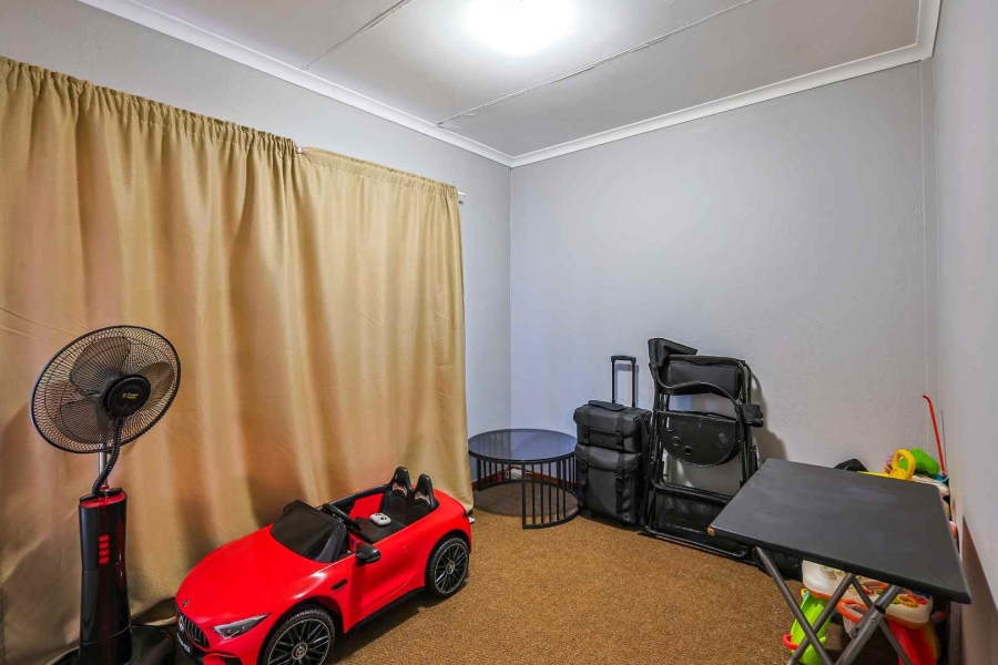 2 Bedroom Property for Sale in Equestria Gauteng