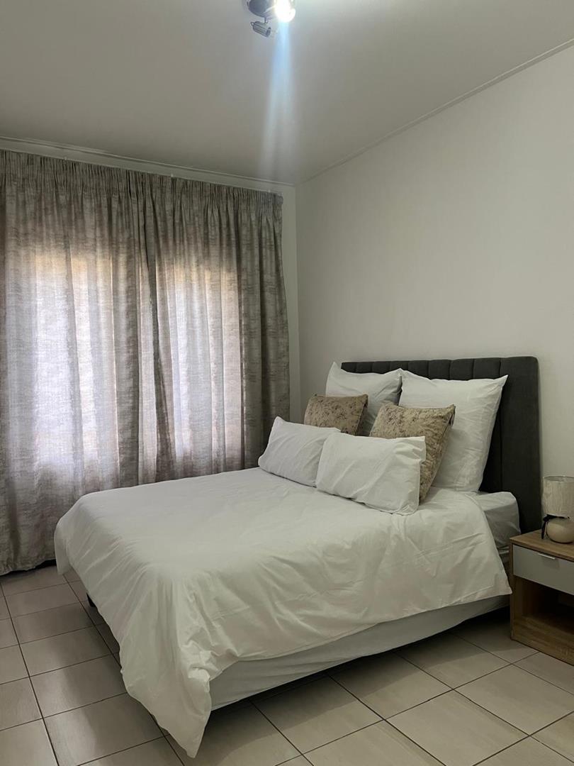 1 Bedroom Property for Sale in Jackal Creek Golf Estate Gauteng