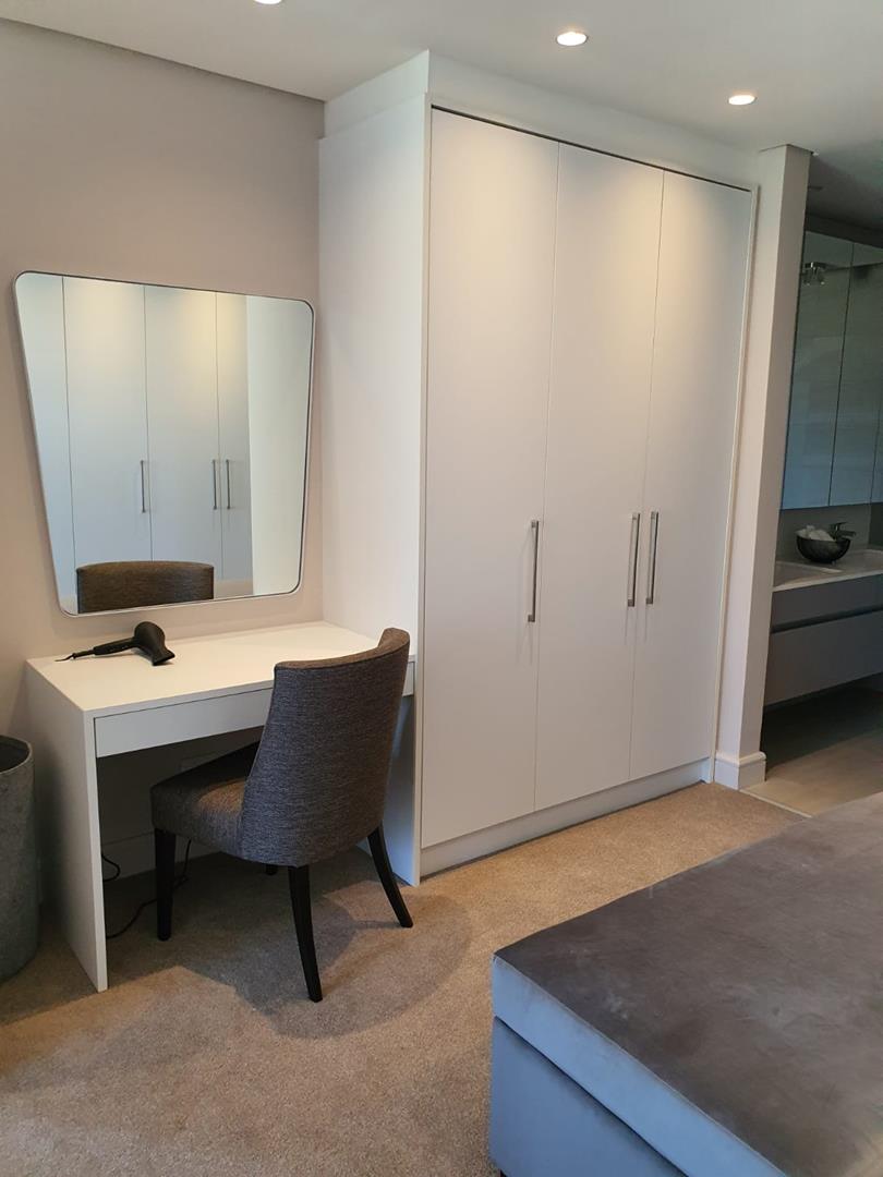 To Let 2 Bedroom Property for Rent in Houghton Gauteng