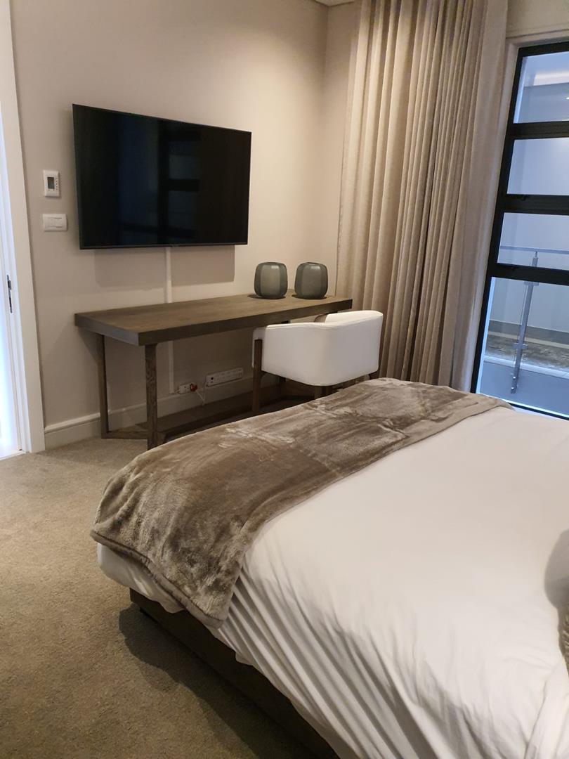 To Let 2 Bedroom Property for Rent in Houghton Gauteng