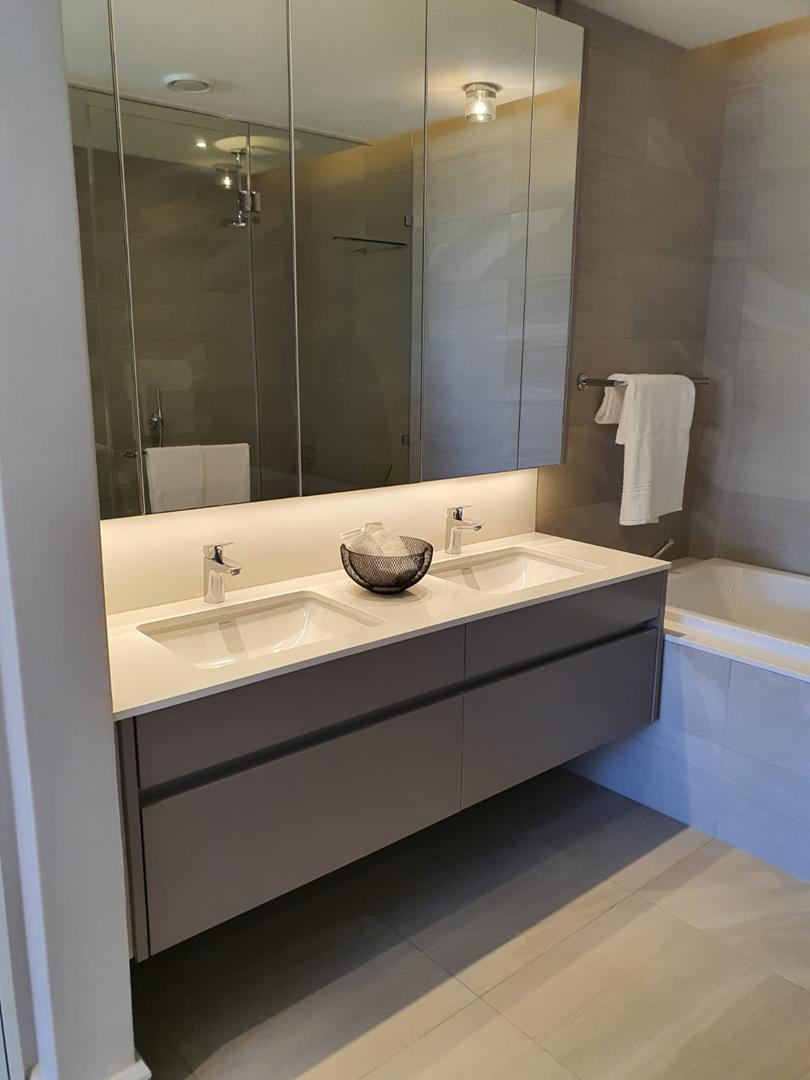 To Let 2 Bedroom Property for Rent in Houghton Gauteng