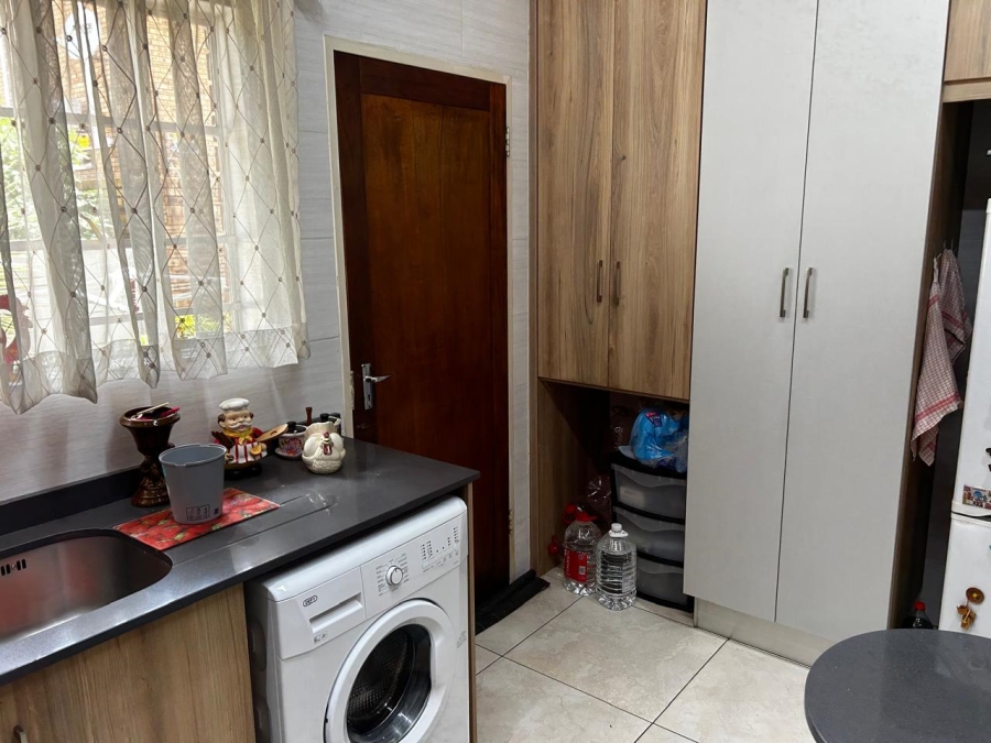 2 Bedroom Property for Sale in New Redruth Gauteng