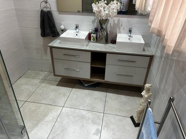 2 Bedroom Property for Sale in New Redruth Gauteng