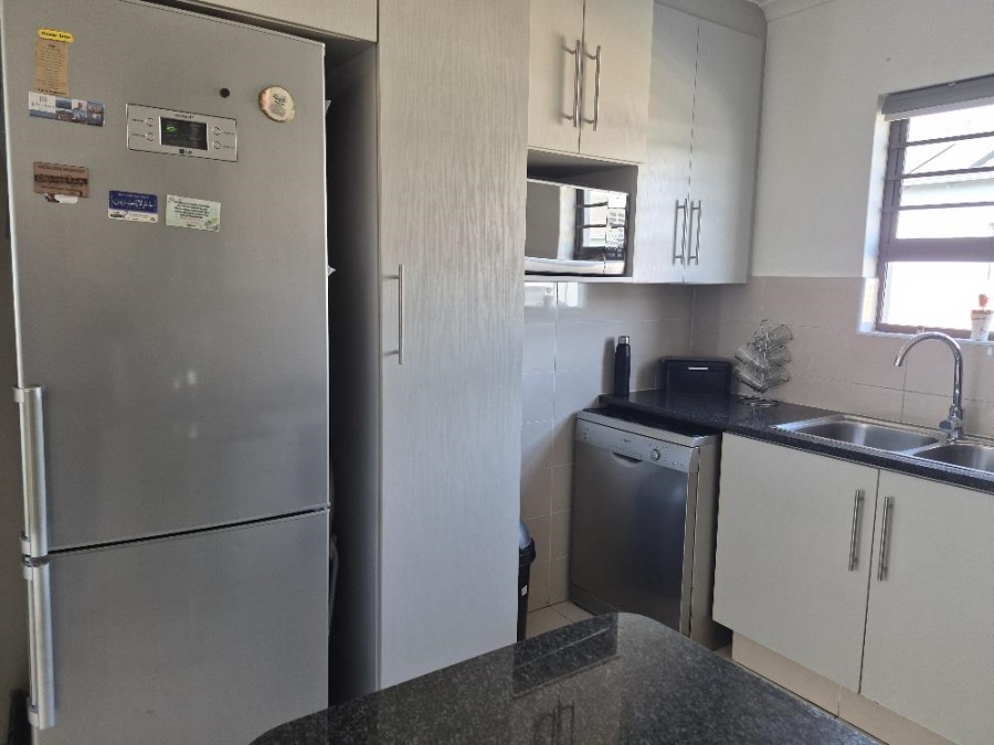 3 Bedroom Property for Sale in Parkrand Gauteng