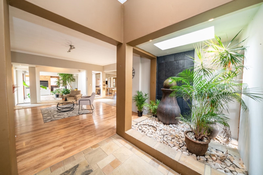 3 Bedroom Property for Sale in Glen Marais Gauteng