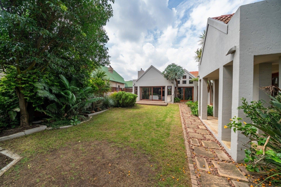 3 Bedroom Property for Sale in Glen Marais Gauteng