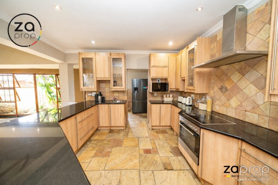 3 Bedroom Property for Sale in Glen Marais Gauteng