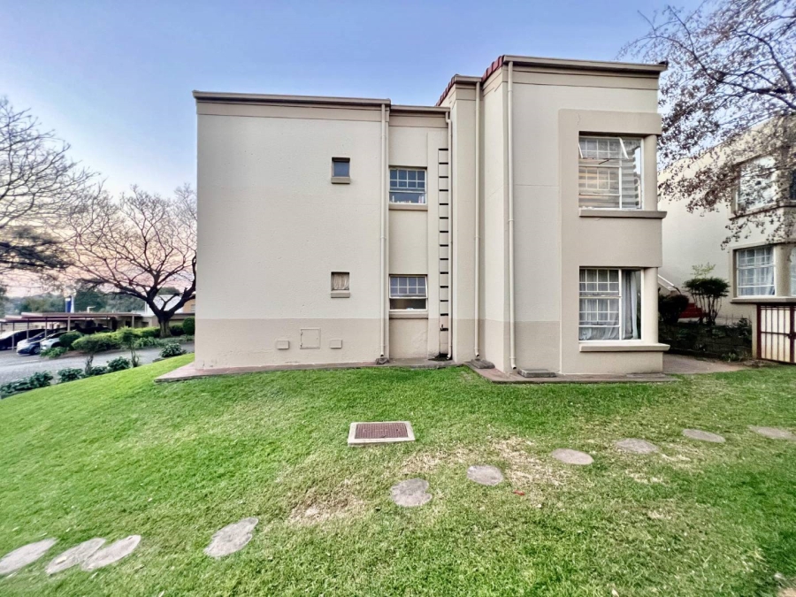 2 Bedroom Property for Sale in Rembrandt Park Gauteng