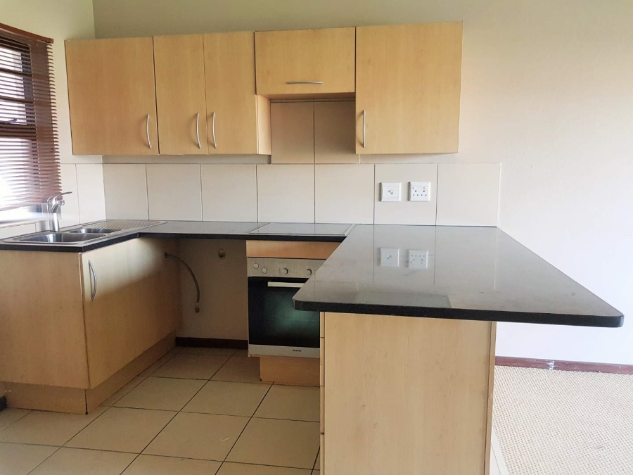 1 Bedroom Property for Sale in Jackal Creek Golf Estate Gauteng