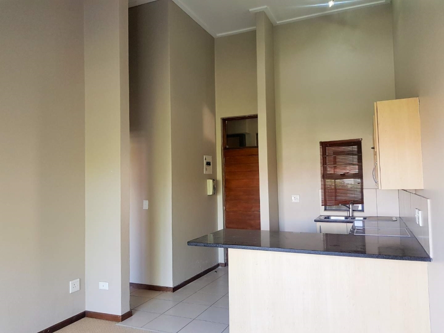 1 Bedroom Property for Sale in Jackal Creek Golf Estate Gauteng