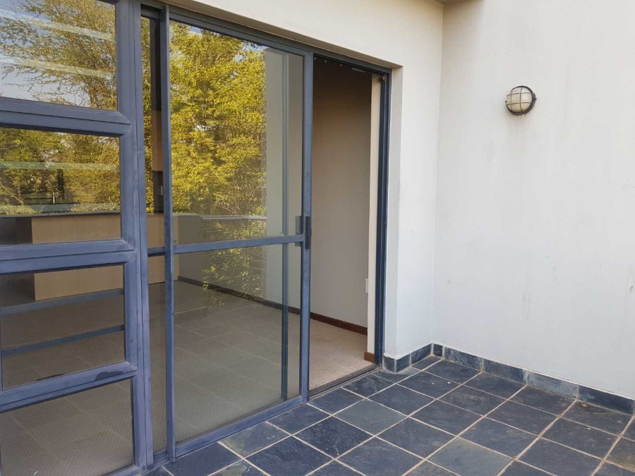 1 Bedroom Property for Sale in Jackal Creek Golf Estate Gauteng