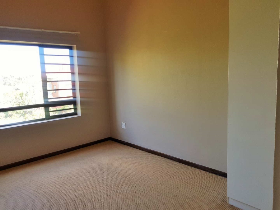 1 Bedroom Property for Sale in Jackal Creek Golf Estate Gauteng