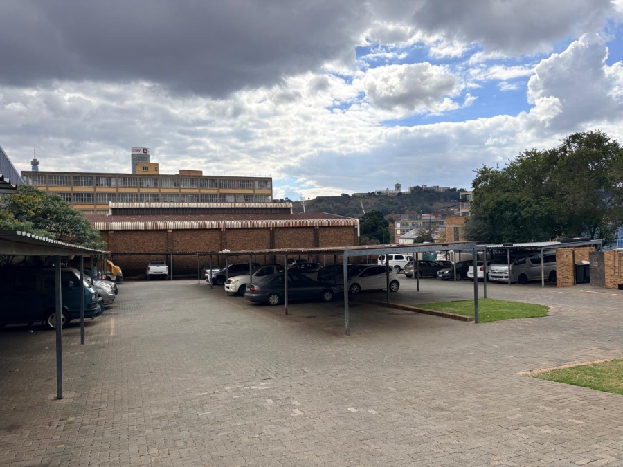 1 Bedroom Property for Sale in Troyeville Gauteng
