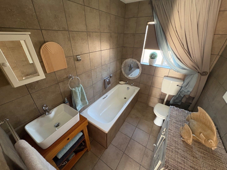 3 Bedroom Property for Sale in Birchleigh Gauteng