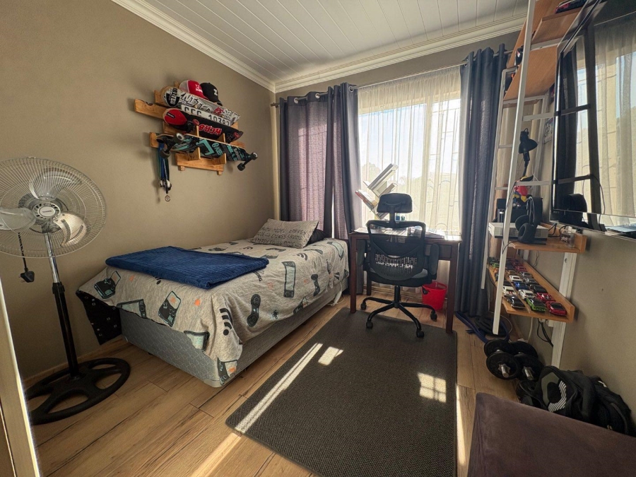 3 Bedroom Property for Sale in Birchleigh Gauteng
