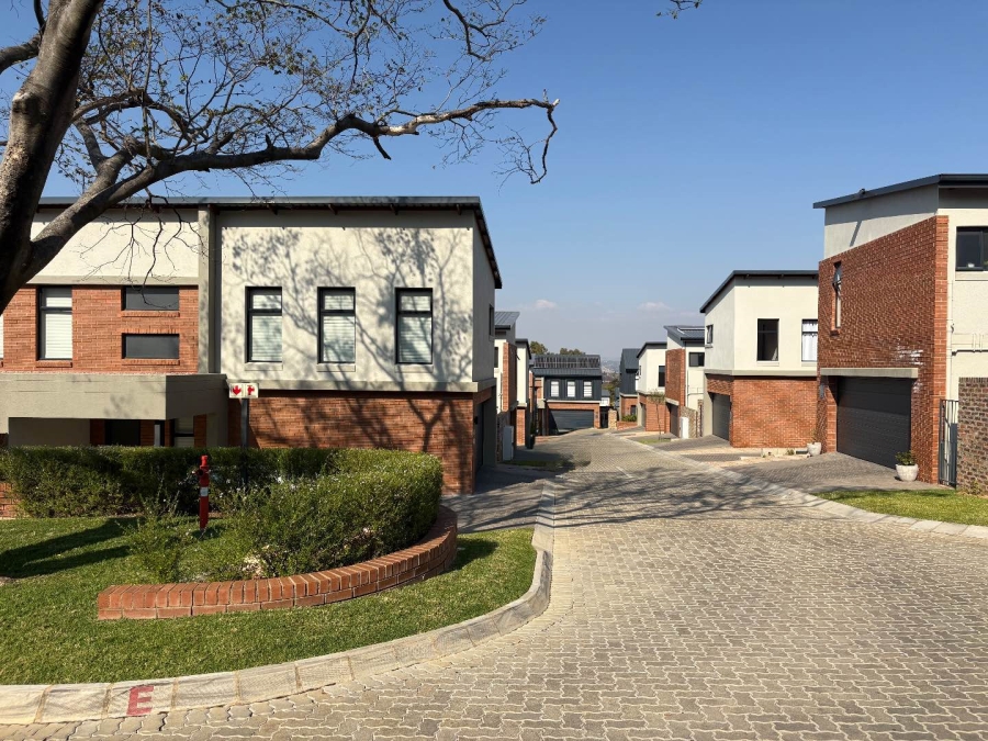 To Let 3 Bedroom Property for Rent in Carlswald Gauteng