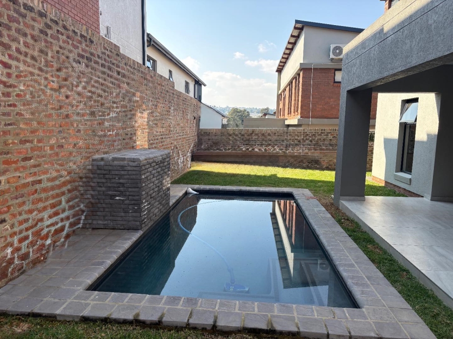 To Let 3 Bedroom Property for Rent in Carlswald Gauteng